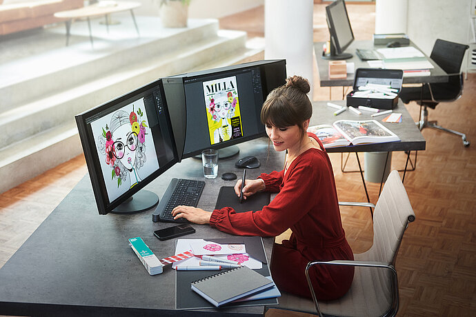 EIZO_ColorEdge_Illustratorin_7884_V2_sRGB_3000x2250.jpg