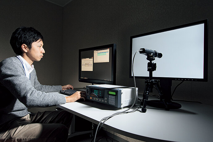 Monitor_Kalibrierung_-_00_Stage_V1.jpg